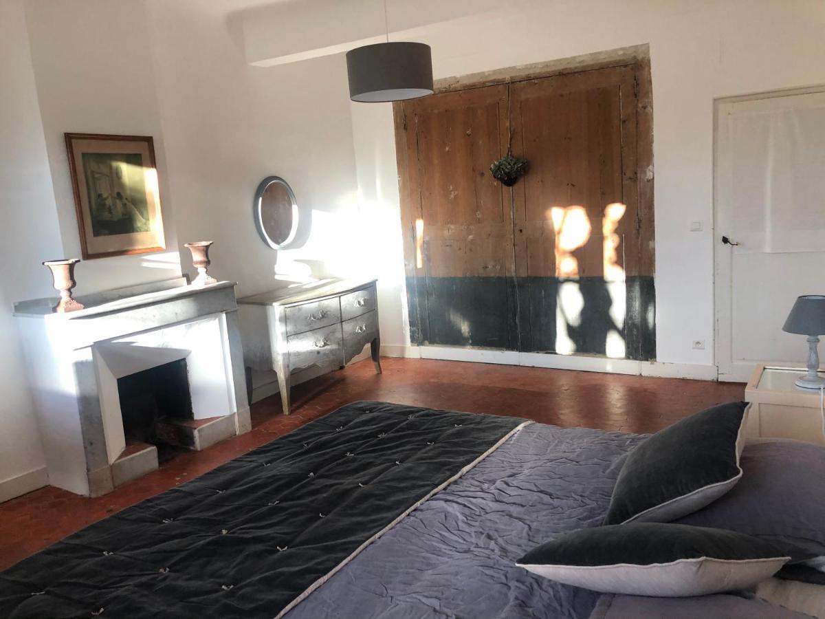 Apartment Beau 3 Pieces 83 M2 Au Coeur Du Centre Historique D'aix En Provence