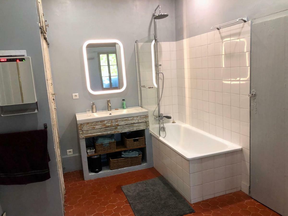 Beau 3 Pieces 83 M2 Au Coeur Du Centre Historique D'aix En Provence Apartment *