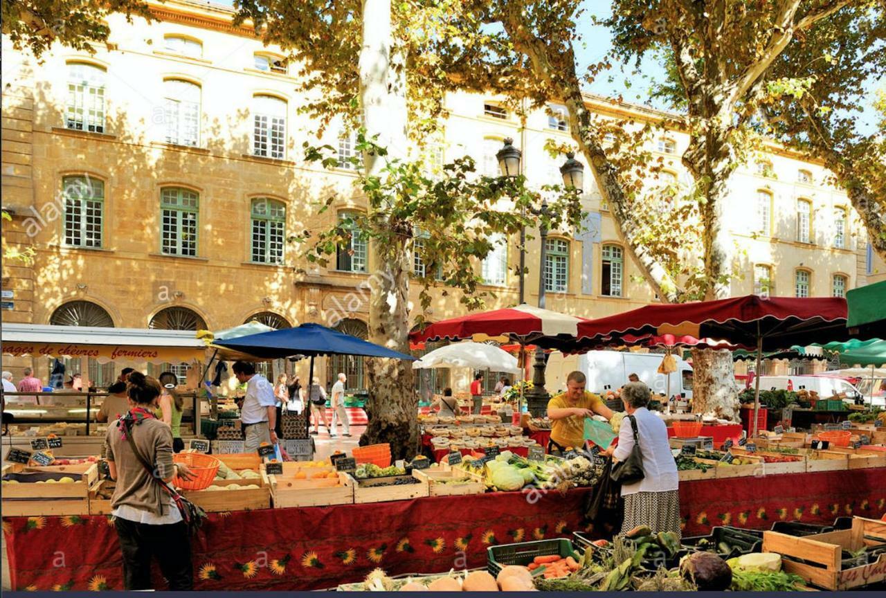 Apartment Beau 3 Pieces 83 M2 Au Coeur Du Centre Historique D'aix En Provence Aix-en-Provence
