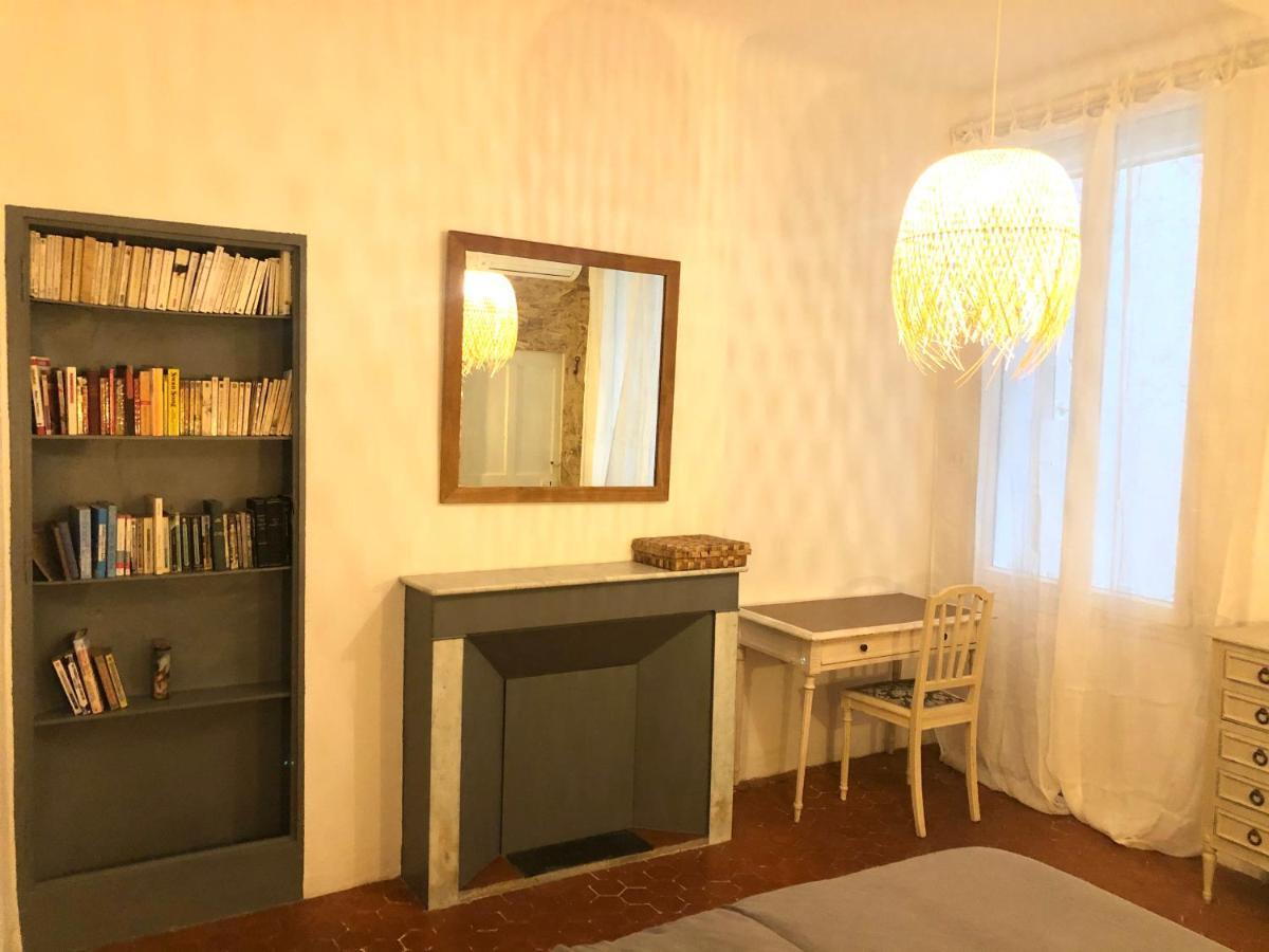 Apartment Beau 3 Pieces 83 M2 Au Coeur Du Centre Historique D'aix En Provence Aix-en-Provence